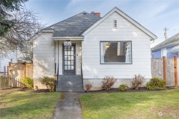 1904 Gregory Way , Bremerton, WA 98337