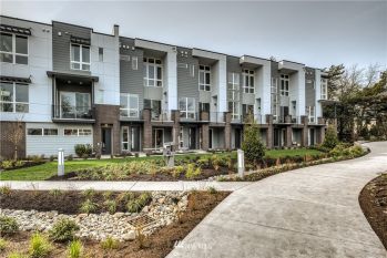 12476 NE 10th Lane #C2, Bellevue, WA 98005