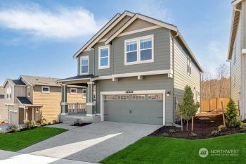28207 33rd Place S #16, Auburn, WA 98001