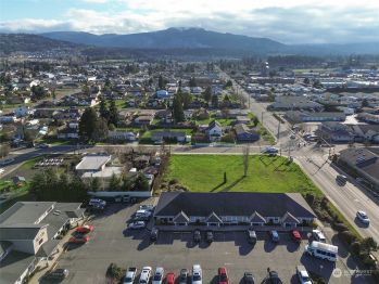 520 N Fifth - 526 Avenue , Sequim, WA 98382