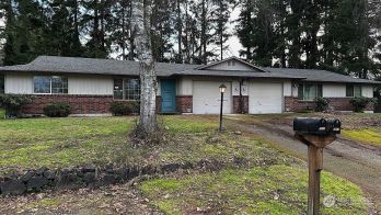 7912 - 7914 42nd Street W, University Place, WA 98467