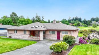 615 Hillcrest Drive , Anacortes, WA 98221