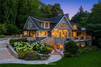 8802 & 8804 Spargur Loop Road NE, Bainbridge Island, WA 98110