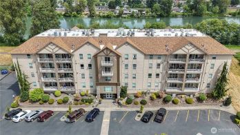 1548 River Road #301, Longview, WA 98632