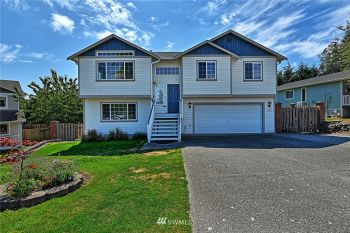1061 Cascade Lane , Camano Island, WA 98282