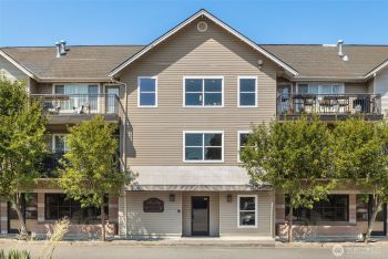 175 1st Place NW #113, Issaquah, WA 98027