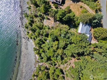 7541 Holiday Boulevard , Anacortes, WA 98221
