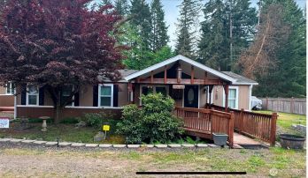 2050 SE Yakima Street , Port Orchard, WA 98367