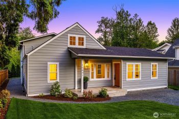 10841 NE 108th Street , Kirkland, WA 98033