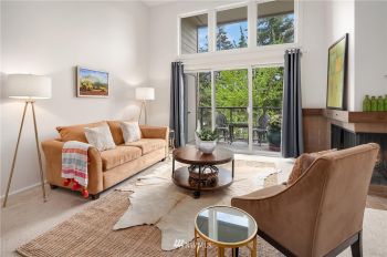 2933 76th Avenue SE #12C, Mercer Island, WA 98040