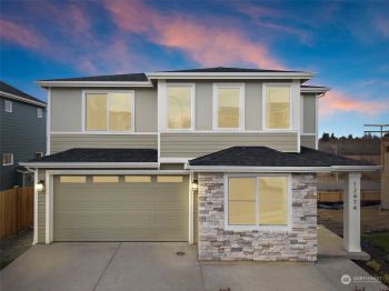 12474 SE 301st Place , Auburn, WA 98092