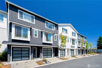 16030 Meadow Road #B3, Lynnwood, WA 98087