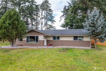 2555 Ridgeview Drive , Oak Harbor, WA 98277