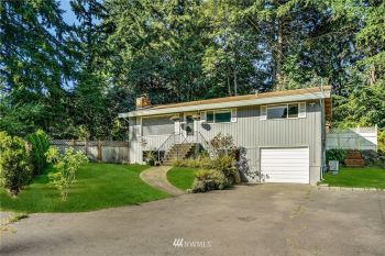 1701 N 204th Place , Shoreline, WA 98133
