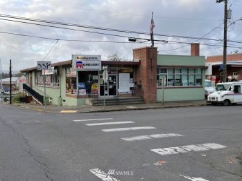 314 Academy Street , Kelso, WA 98626