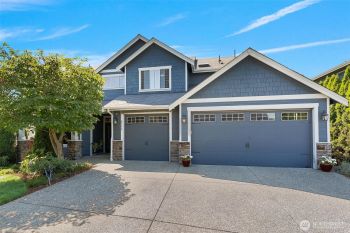6743 SE 2nd St. , Renton, WA 98059-7077