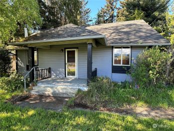 71 E Runnion , Sequim, WA 98382