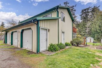 21238 Jefferson Beach Road NE, Kingston, WA 98346