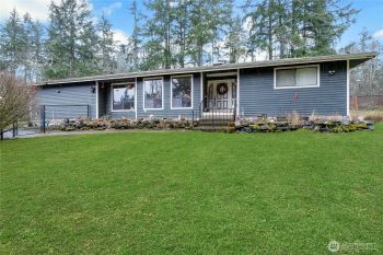 41011 96th Avenue E, Eatonville, WA 98328