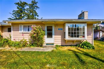 9137 Stevenson Road , Anacortes, WA 98221