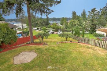 30404 225th Avenue SE, Black Diamond, WA 98010