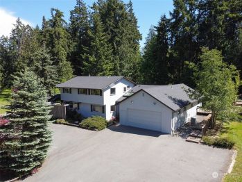 2136 E Lindberg Road , Port Angeles, WA 98362