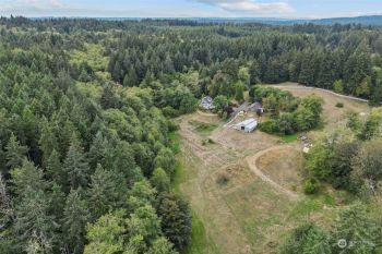 11289 NE Tulin Road , Kingston, WA 98346