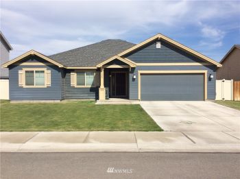1002 Country Avenue NE, Quincy, WA 98848