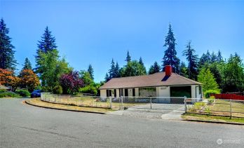 16337 Interlake Avenue N, Shoreline, WA 98133
