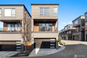 312 7th Lane S #33, Kirkland, WA 98033