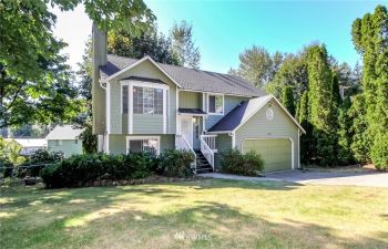 26707 213th Place SE, Maple Valley, WA 98038