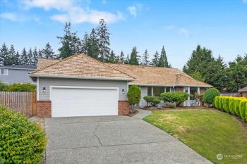 2480 215th Place SW, Brier, WA 98036
