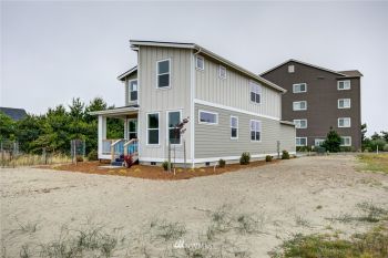 609 Crabapple Lane SW, Ocean Shores, WA 98569